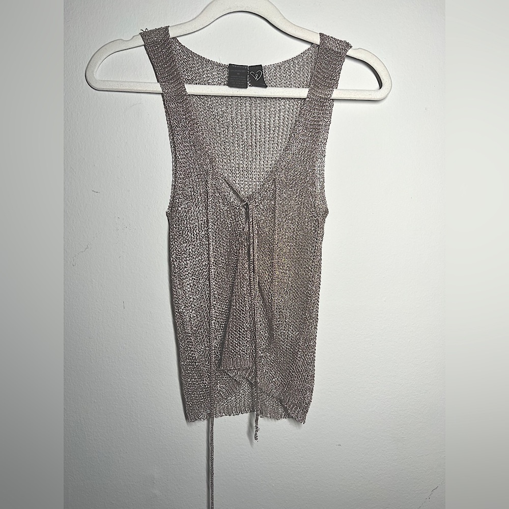 Unique Silver metallic Windsor blouse 💎
